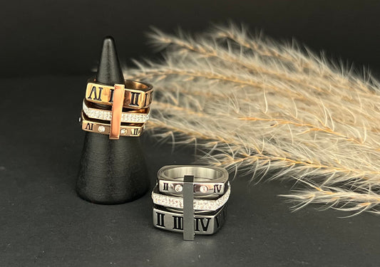 Roman square Ring