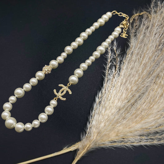 Sideways Pearl & Dimond Necklace